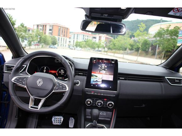 YILDIZTAŞ GRUP'TAN 2025 MODEL CLİO 1.0 TCe Techno Esprit Alpine