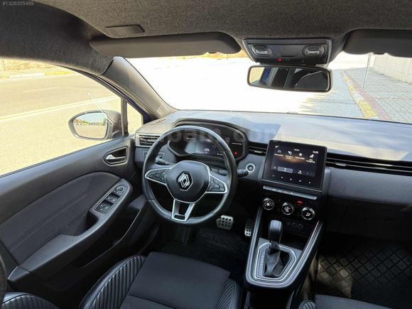 UĞUR AUTO SHOOWROOM'DAN HATASIZ 24.000 KM CLİO