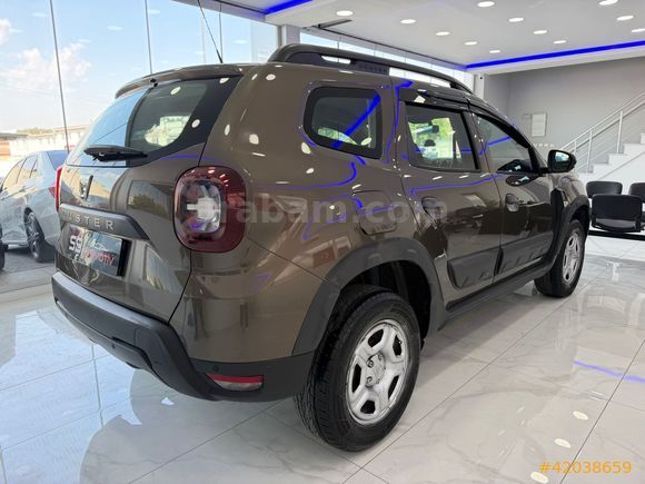 HATASIZ BOYASIZ TRAMERSİZ 4X2 DÜŞÜK KM DUSTER !!!