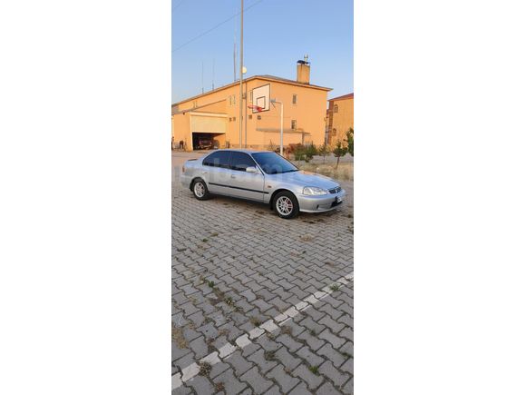 Sahibinden Honda Civic 1.6 i ES 2000 Model
