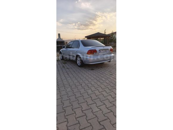 Sahibinden Honda Civic 1.6 i ES 2000 Model
