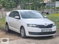 ORJİNAL 133000 KM DE 2015 MODEL SCODA RAPİD 1.2 AMBİTİON