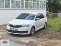 ORJİNAL 133000 KM DE 2015 MODEL SCODA RAPİD 1.2 AMBİTİON