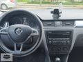 ORJİNAL 133000 KM DE 2015 MODEL SCODA RAPİD 1.2 AMBİTİON
