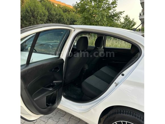 Galeriden Fiat Egea 1.4 Fire Easy Plus 2023 Model Manisa