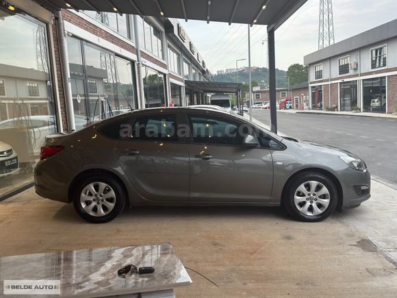 BELDE AUTO -ASTRA SEDAN - 1.6 - LPG - 2016 - 123.oooKM -FIRSAT-