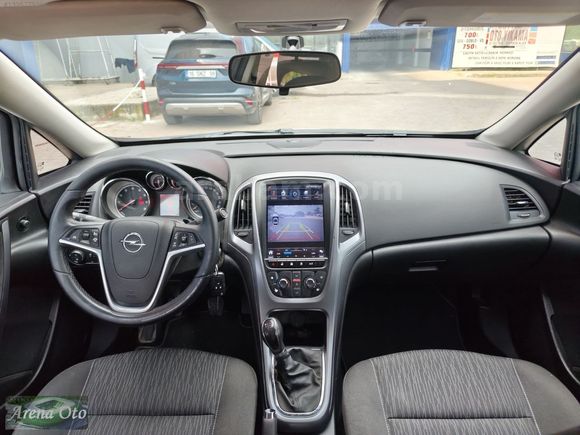 ARENA OTOMOTİVDEN 2017 MODEL OPEL ASTRA EDİTİON PLUS 115 BG