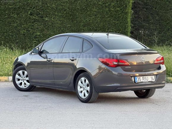 BOZTAŞ AUTO'DAN 2016 OPEL ASTRA 1.6 EDİTİON PLUS 62.KM