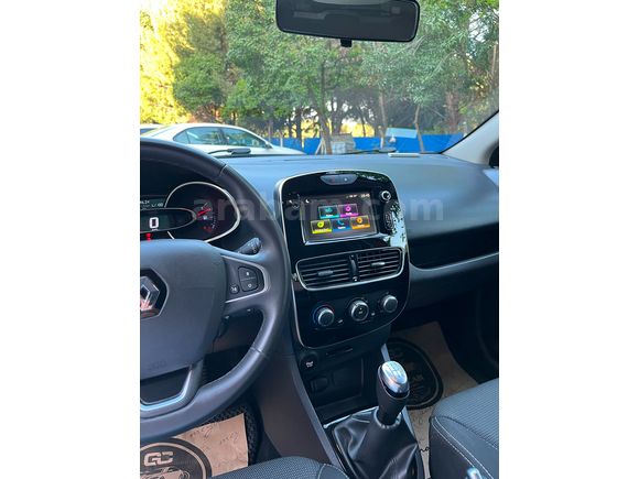 BOYASIZ - DEĞİŞENSİZ / 43.000 KM'de 2019 Clio 0.9 TCe Touch