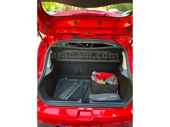 BOYASIZ - DEĞİŞENSİZ / 43.000 KM'de 2019 Clio 0.9 TCe Touch