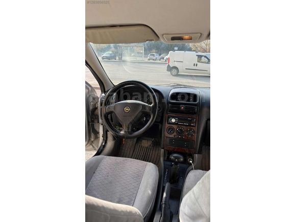 2001 model Opel astra
