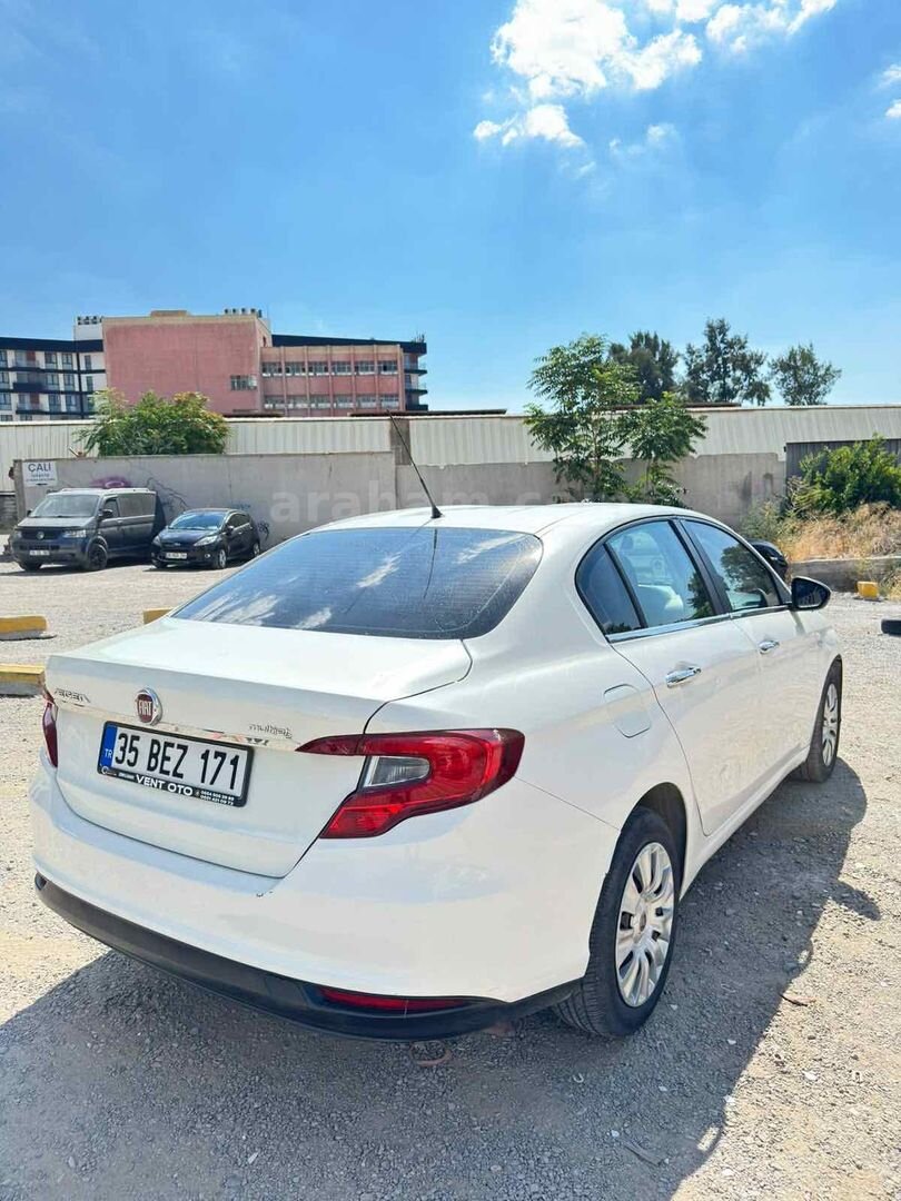Galeriden Fiat Egea 1.3 Multijet Easy 2016 Model İzmir 198.000 km Beyaz 6