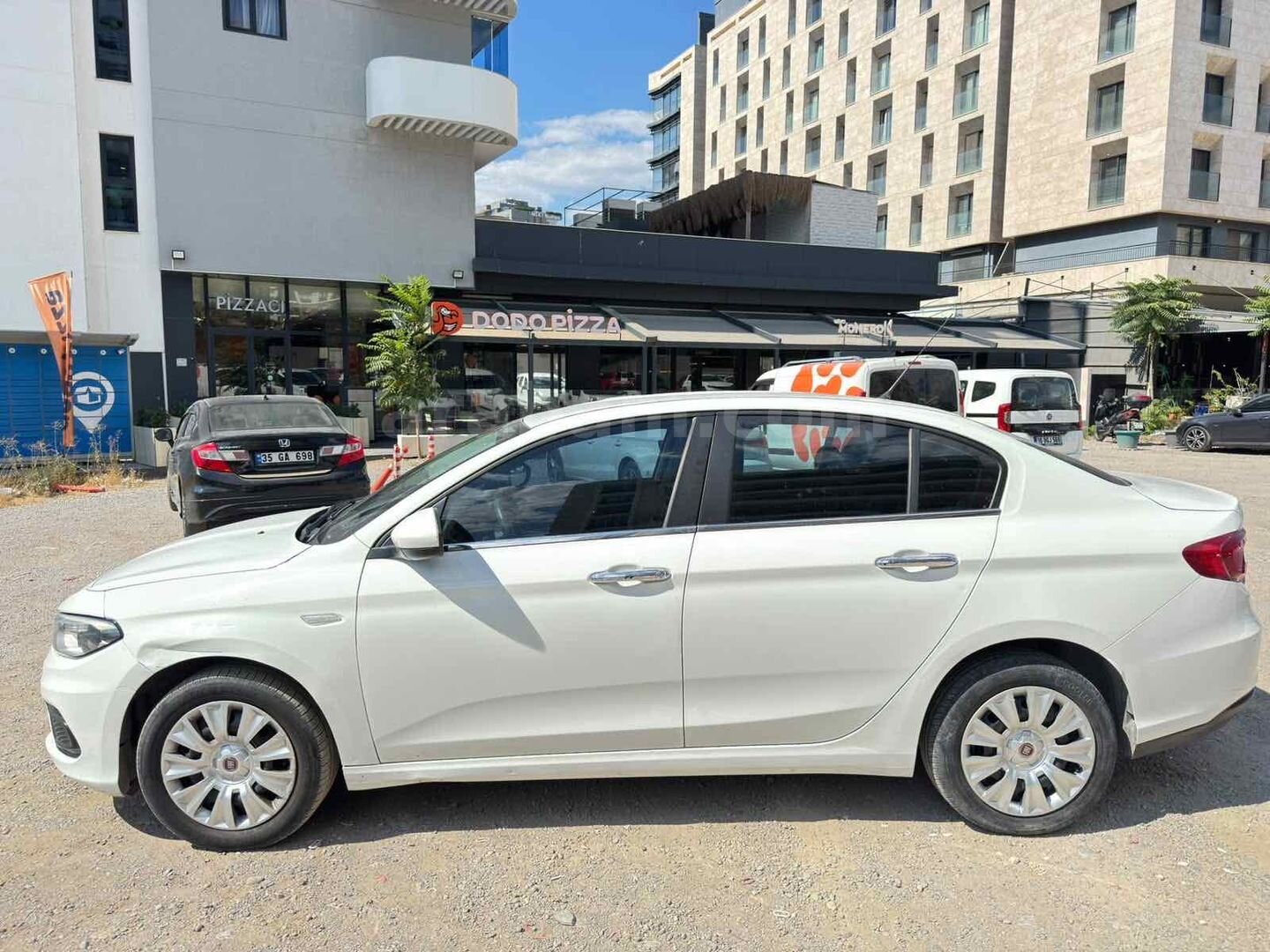 Galeriden Fiat Egea 1.3 Multijet Easy 2016 Model İzmir 198.000 km Beyaz 3