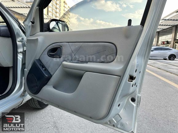 HATASIZ BOYASIZ 2004 MODEL RENAULT CLİO 1.4 BENZİN/LPG KLİMALI