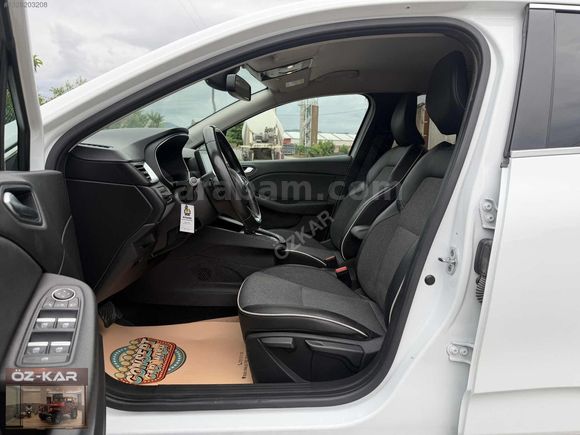 ÖZKAR'DAN 2020 RENAULT CLİO 1.3 TCE ICON 130 HP HATASIZ