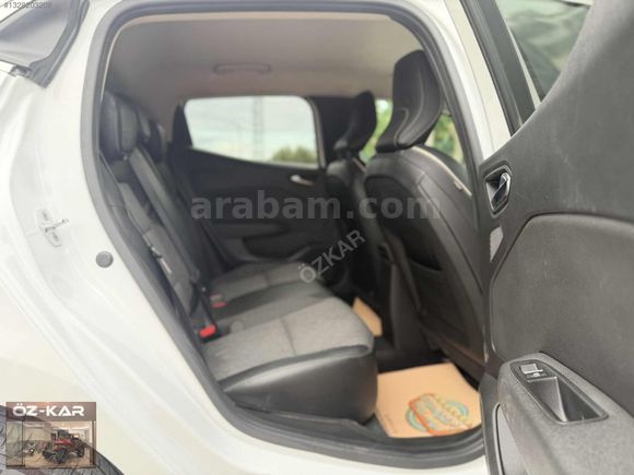 ÖZKAR'DAN 2020 RENAULT CLİO 1.3 TCE ICON 130 HP HATASIZ