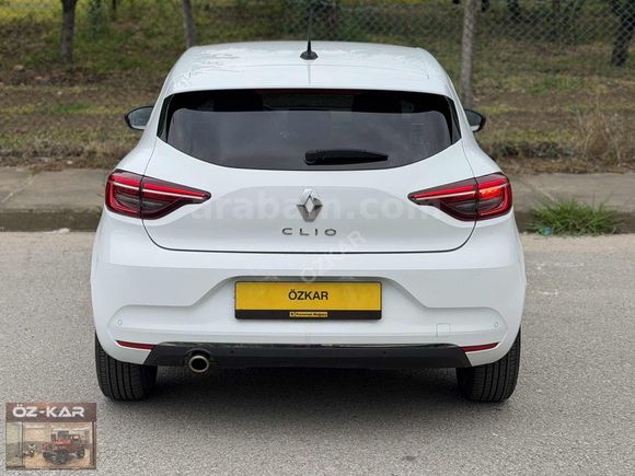 ÖZKAR'DAN 2020 RENAULT CLİO 1.3 TCE ICON 130 HP HATASIZ