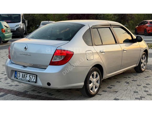 1 DEĞİŞEN 1 BOYA HARİCİ HATASIZ 2012 MODEL 1.2 BENZİN KLİMA BUZ