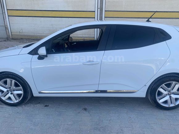 Sahibinden Renault Clio 1.0 TCe Touch 2022 Model 