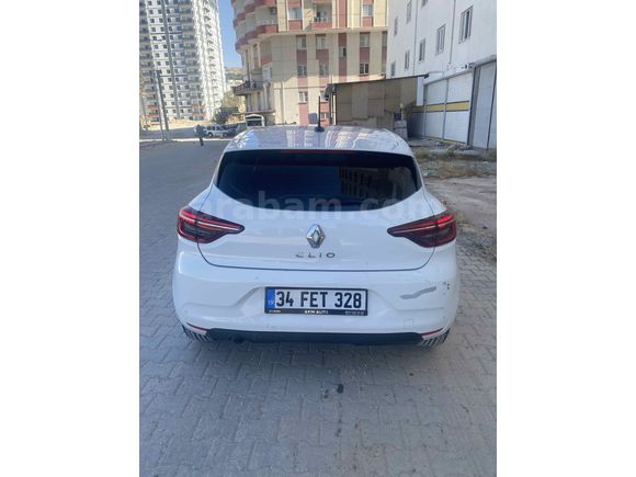 Sahibinden Renault Clio 1.0 TCe Touch 2022 Model 