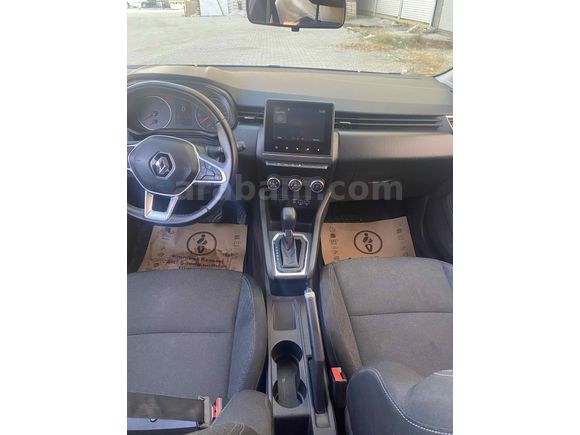 Sahibinden Renault Clio 1.0 TCe Touch 2022 Model 
