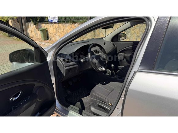 FLUENCE 1.5 MAKYAJLI KASA