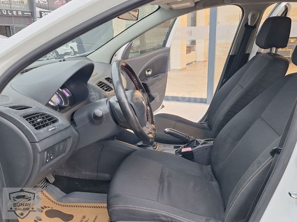 YENİ KASA MAKYAJLI FLUENCE 1,5 DCİ