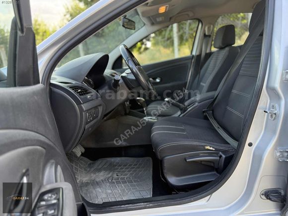 ^^2015 MODEL RENAULT FLUANCE 1.5DCI TOUCH EDC^^