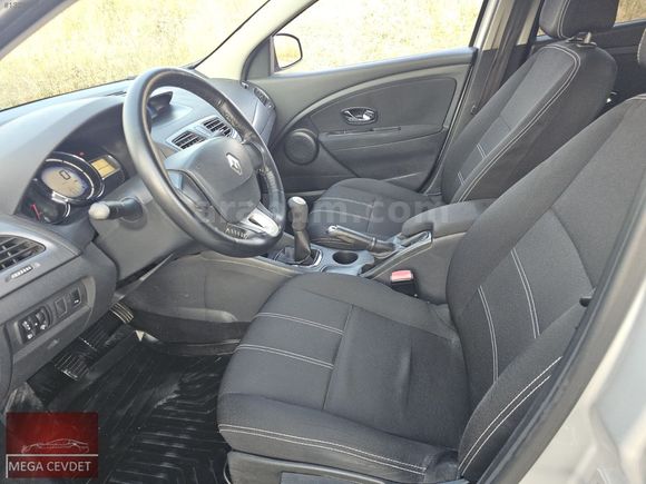 YENİKASA TOUCH 1.5 DCİ BAKIMLI FLUENCE