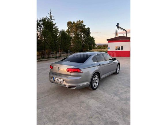 2018 Model Hatasız Değişensiz Volkswagen Passat