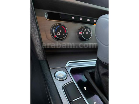 2018 Model Hatasız Değişensiz Volkswagen Passat