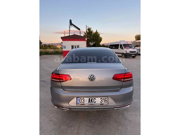 2018 Model Hatasız Değişensiz Volkswagen Passat