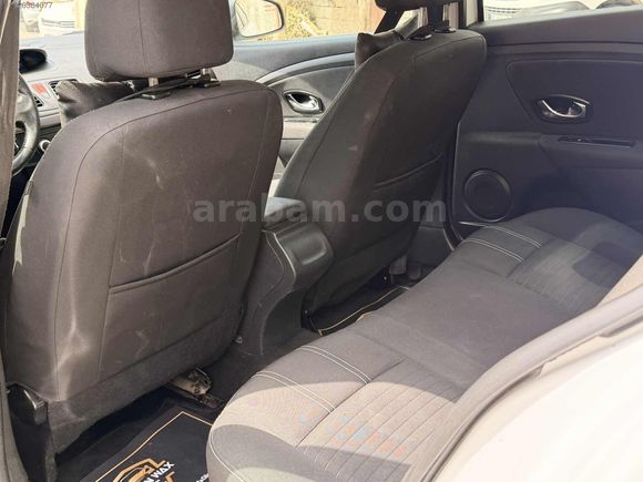 KA-CAR,DAN 2015 FLUENCE 260 BİNDE OTOMATİK AİLE ARACI