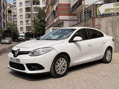 KA-CAR,DAN 2015 FLUENCE 260 BİNDE OTOMATİK AİLE ARACI
