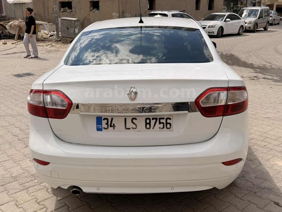 KA-CAR,DAN 2015 FLUENCE 260 BİNDE OTOMATİK AİLE ARACI