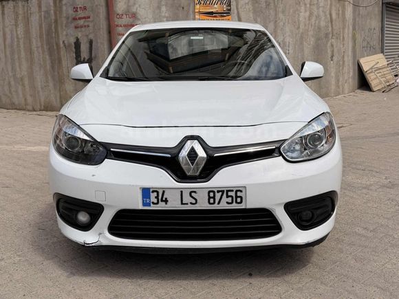KA-CAR,DAN 2015 FLUENCE 260 BİNDE OTOMATİK AİLE ARACI