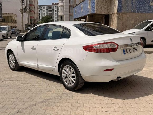 KA-CAR,DAN 2015 FLUENCE 260 BİNDE OTOMATİK AİLE ARACI