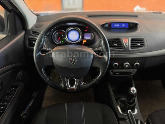 SIFIR1 AUTO'dan HATASIZ FLUENCE 1.5 dCi TOUCH 195.000KM