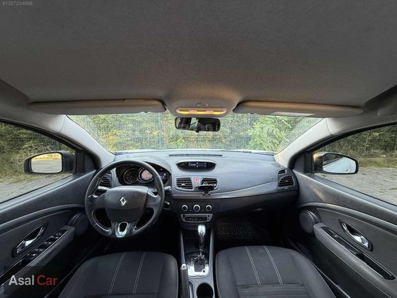 2015 MODEL MAKYAJLI TOUCH HATASIZ BOYASIZ DİZEL OTOMATİK
