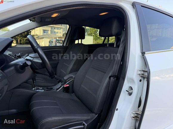 2015 MODEL MAKYAJLI TOUCH HATASIZ BOYASIZ DİZEL OTOMATİK