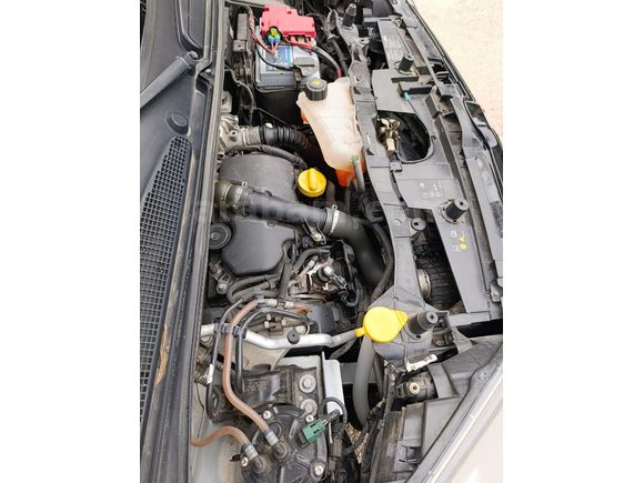 Sahibinden Renault Kangoo Multix 1.5 dCi Extreme 2015 Model