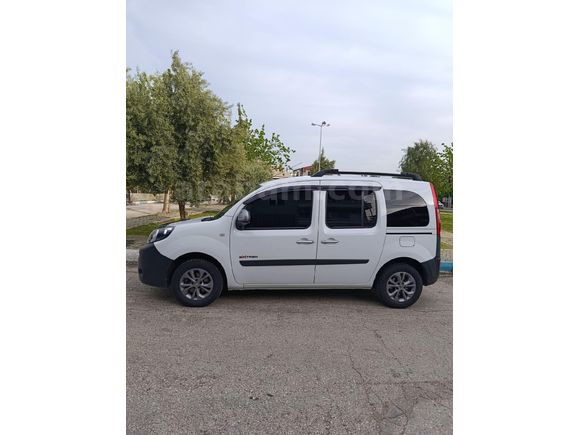 Sahibinden Renault Kangoo Multix 1.5 dCi Extreme 2015 Model