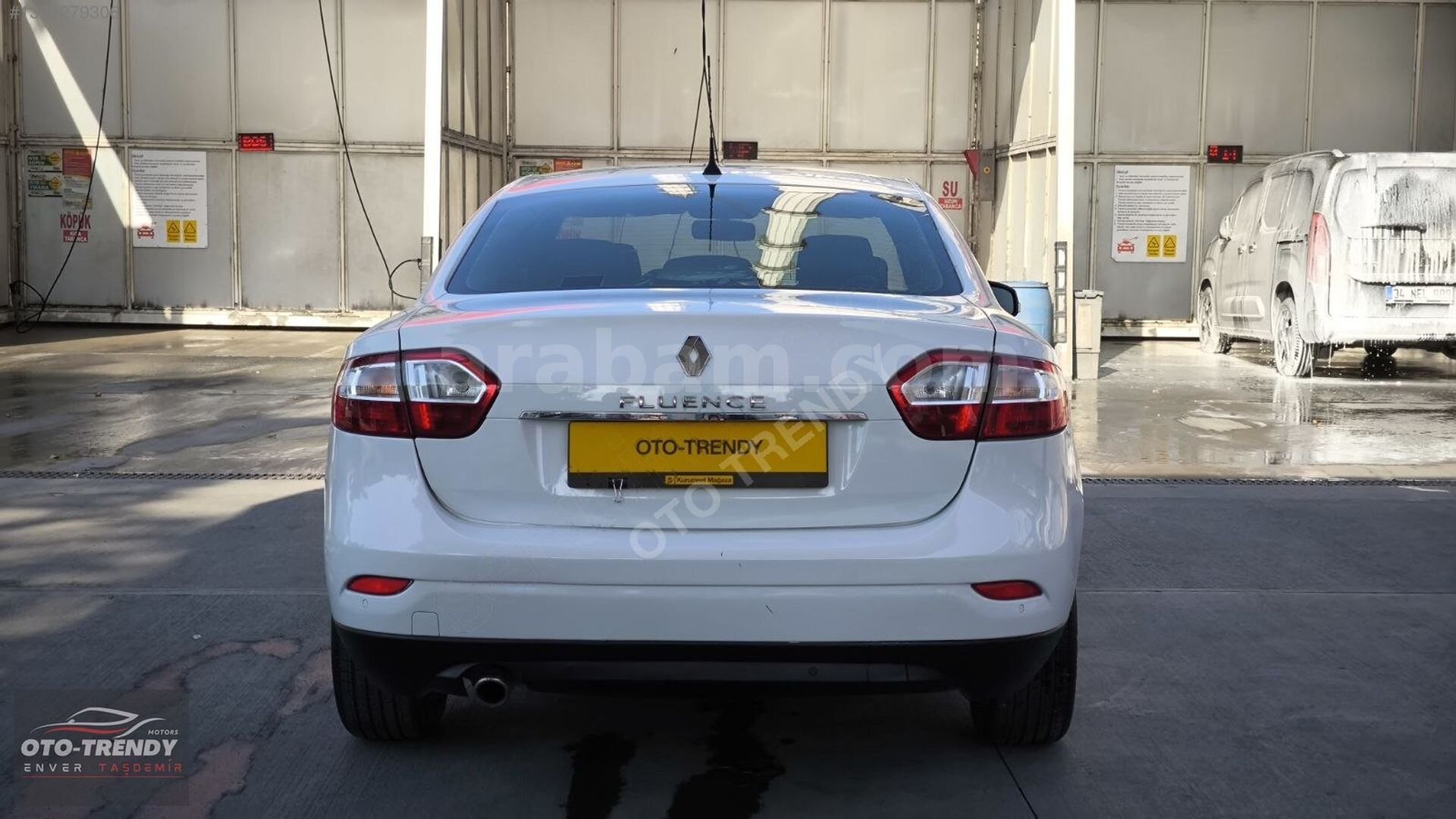 Galeriden Renault Fluence 1.5 dCi Touch 2013 Model Bursa 115.000 km Beyaz 6
