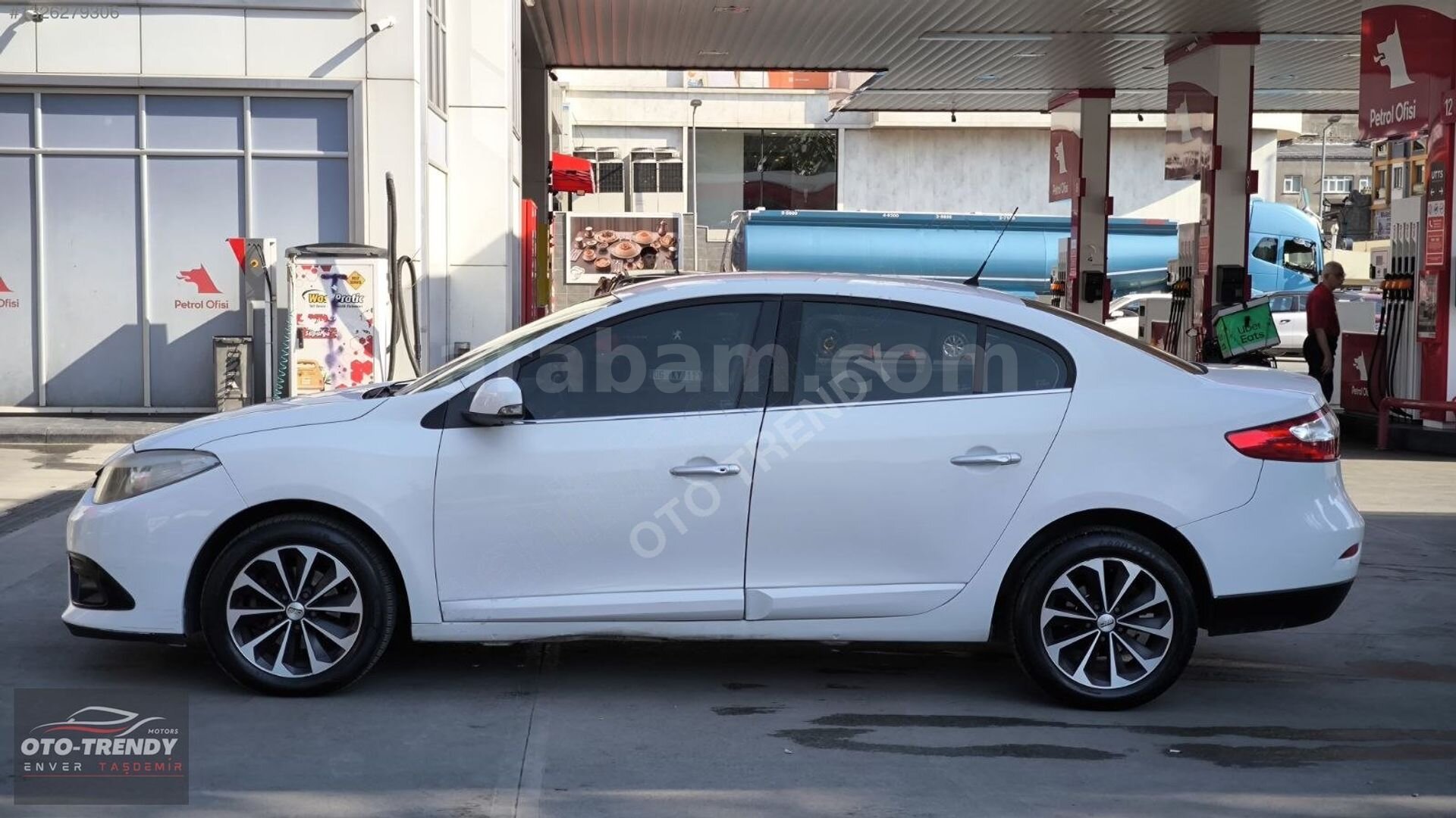 Galeriden Renault Fluence 1.5 dCi Touch 2013 Model Bursa 115.000 km Beyaz 7