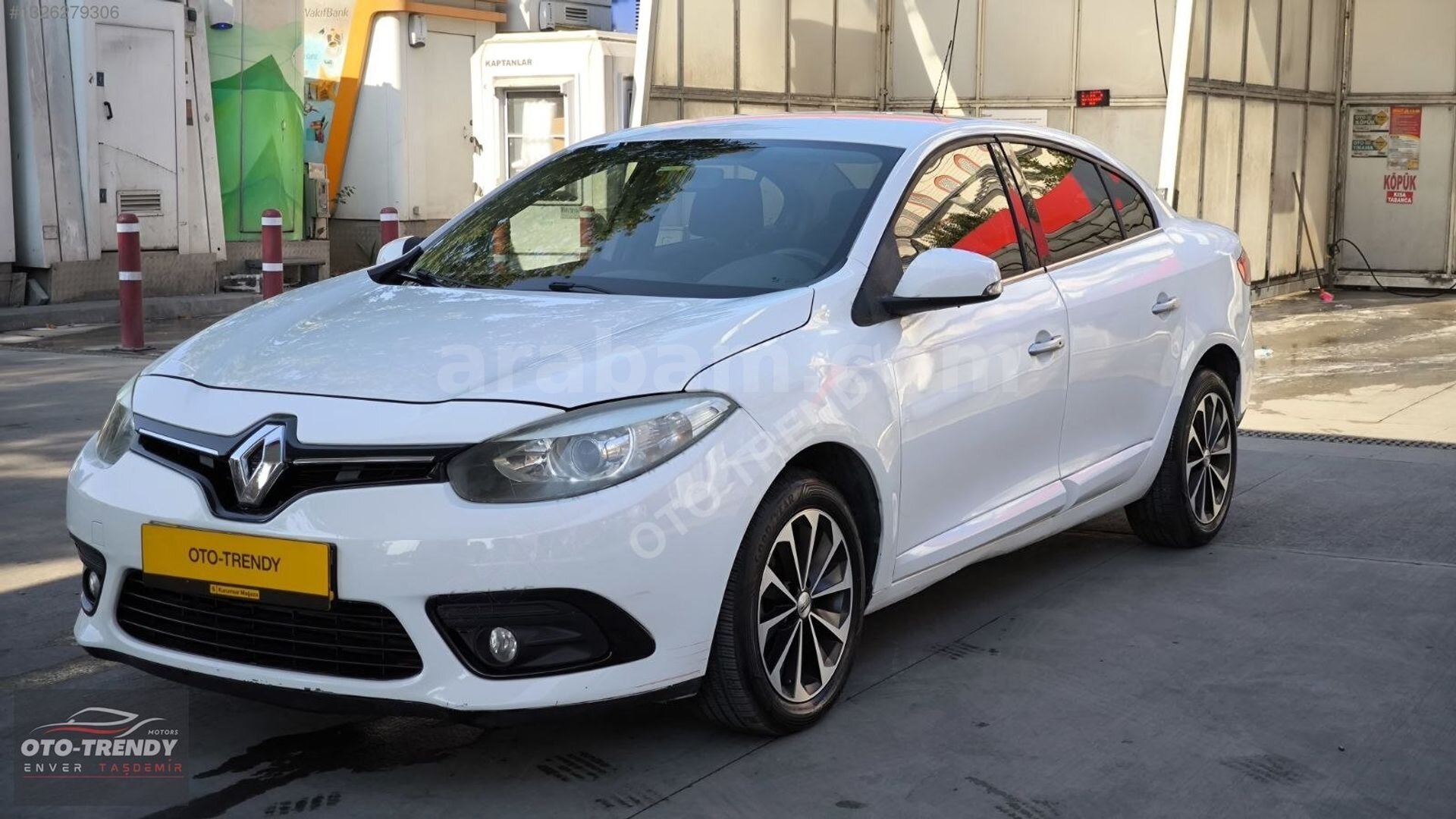 Galeriden Renault Fluence 1.5 dCi Touch 2013 Model Bursa 115.000 km Beyaz 3
