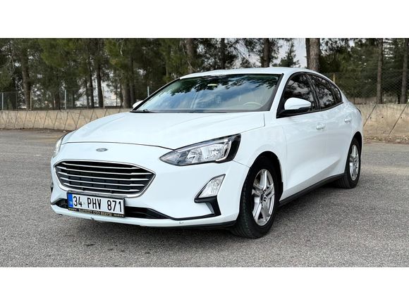 USCAR'dan 2021 FOCUS 1.5 TREND X 126 bi km Bakımlı Temiz