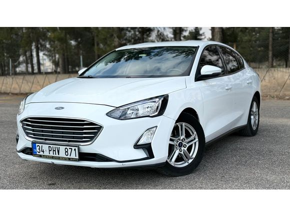 USCAR'dan 2021 FOCUS 1.5 TREND X 126 bi km Bakımlı Temiz