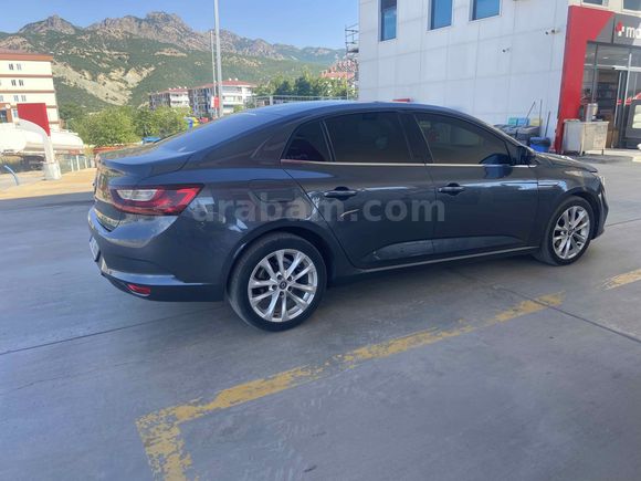 Sahibinden Renault Megane 1.5 dCi Icon 2018 Model 