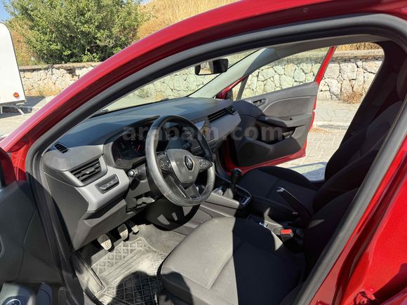 Sahibinden Renault Clio 1.0 SCe Joy 2023 Model İzmir