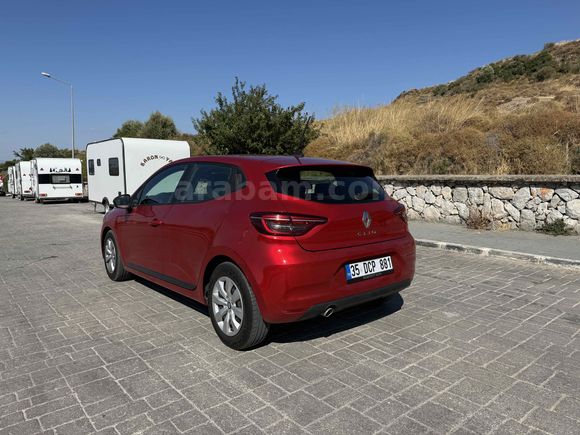Sahibinden Renault Clio 1.0 SCe Joy 2023 Model İzmir